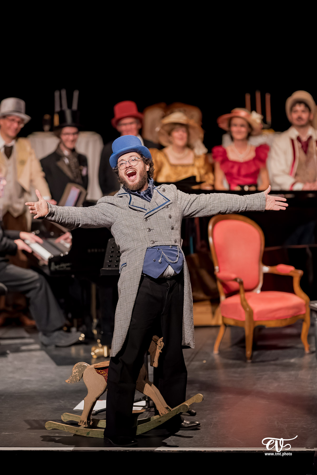 DANS LE SALON DE ROSSINI